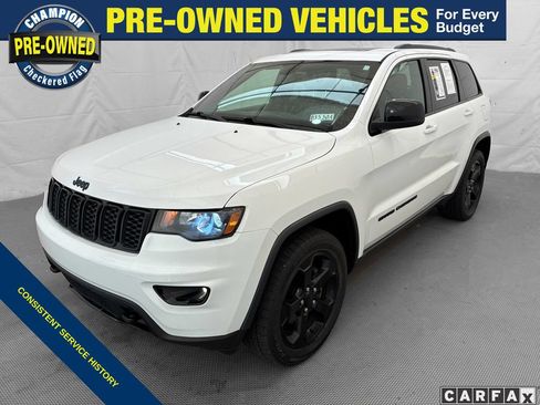 Used 2019 Jeep Grand Cherokee Laredo AWD/4WD image 1