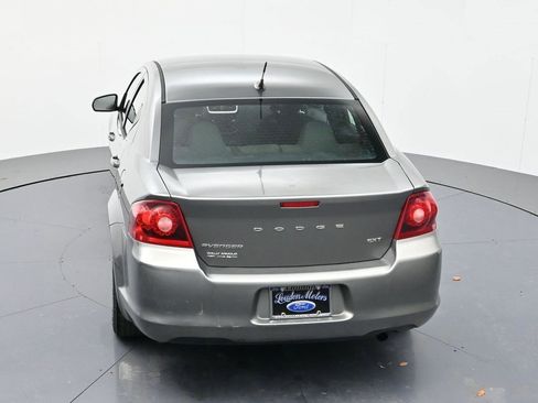 Used 2012 Dodge Avenger SXT image 38