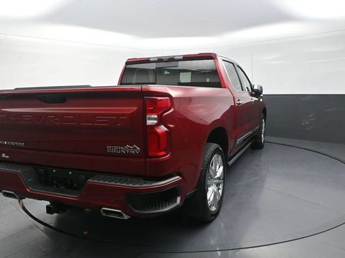Used 2023 Chevrolet Silverado 1500 High Country w/ High Country Premium Package AWD/4WD image 10
