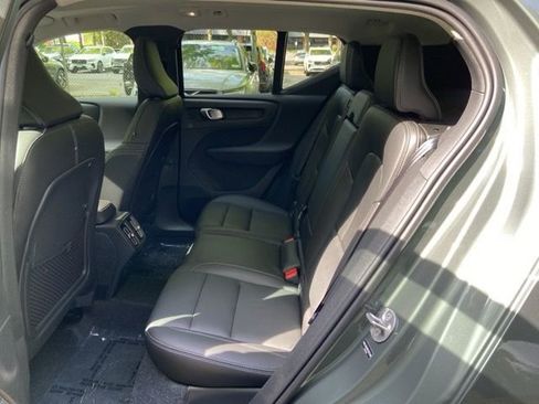 New 2026 Volvo XC40 B5 Core w/ Climate Package AWD/4WD image 14