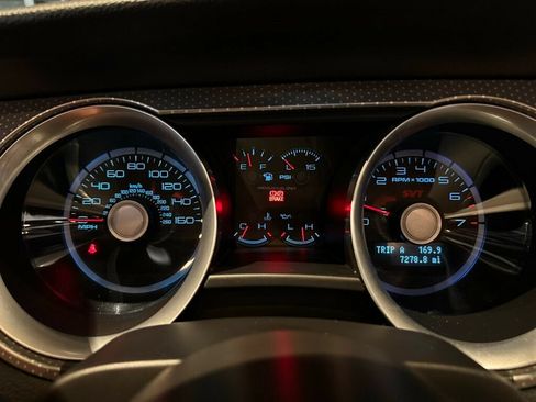 Used 2012 Ford Mustang Shelby GT500 w/ SVT Performance Pkg RWD image 25