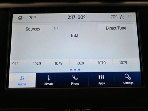 Used 2020 Ford Fusion SEL image 23