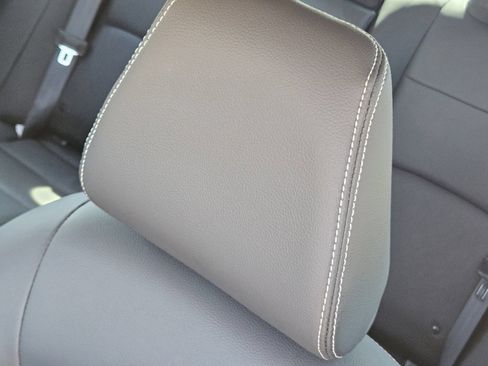 Certified 2025 Nissan Altima 2.5 SL FWD image 11
