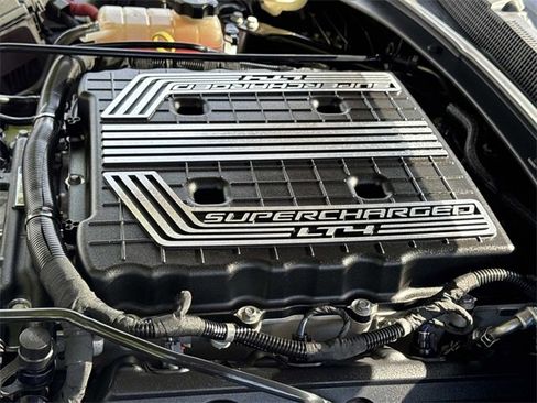 Used 2022 Chevrolet Camaro ZL1 image 36