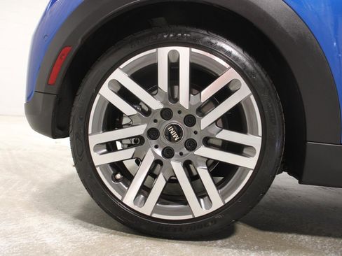 Certified 2025 MINI Cooper S image 22