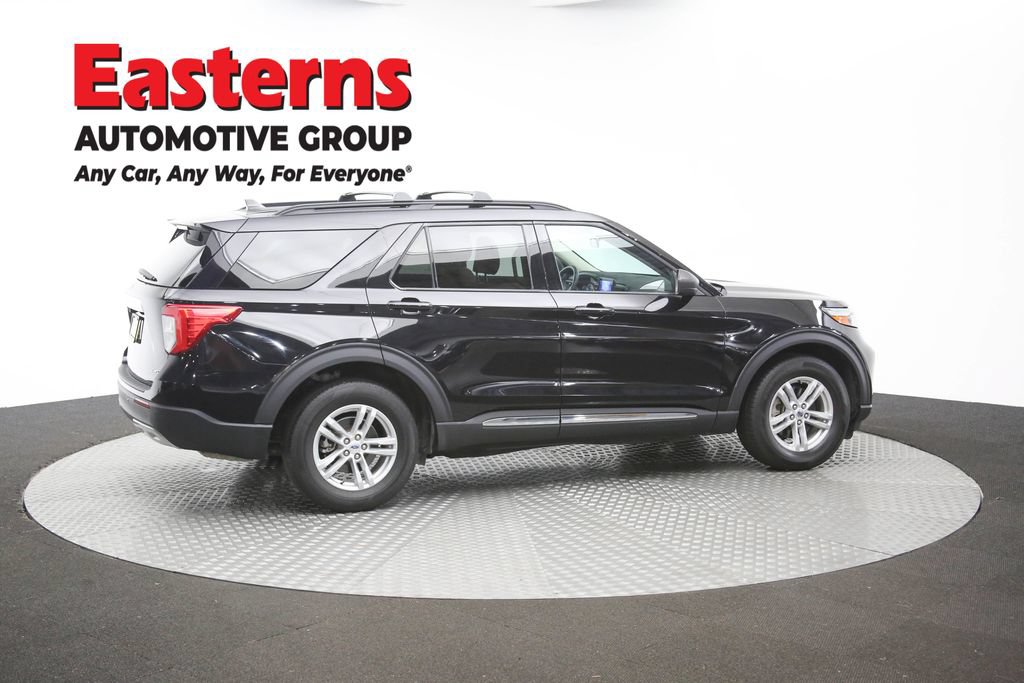 Used 2022 Ford Explorer XLT w/ Equipment Group 202A AWD/4WD image 44