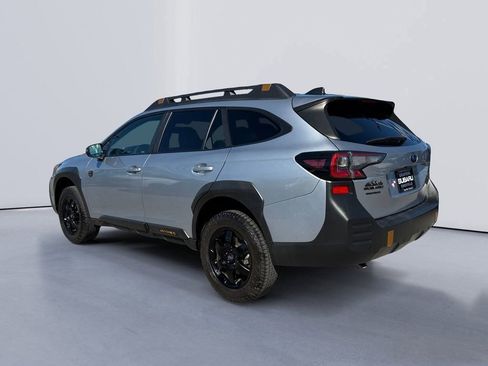Used 2022 Subaru Outback Wilderness image 4