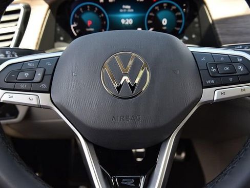 New 2026 Volkswagen Atlas SEL Premium R-Line AWD/4WD image 18