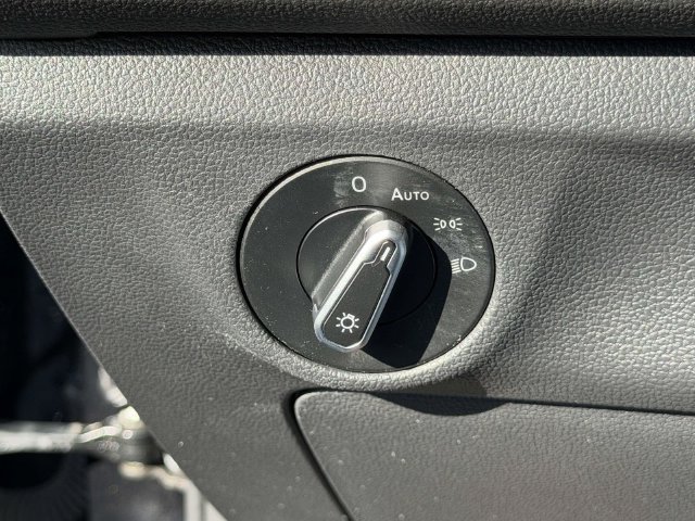 Certified 2023 Volkswagen Jetta S FWD image 18