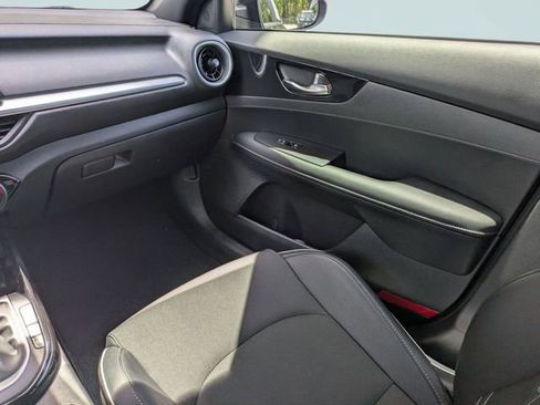 Used 2024 Kia Forte GT-Line FWD image 16