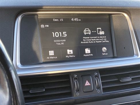 Used 2020 Kia Optima SE image 14