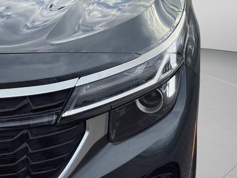 New 2026 Kia Seltos EX image 10