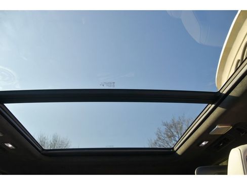 Certified 2025 Cadillac Escalade ESV Sport Platinum w/ LPO, Floor Liner Package image 15