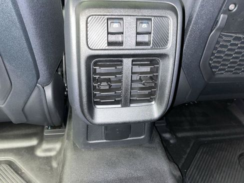 New 2026 Ford Bronco Badlands AWD/4WD image 10