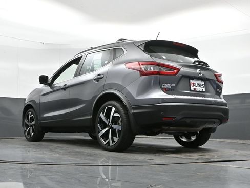 Used 2022 Nissan Rogue Sport SL AWD/4WD image 46