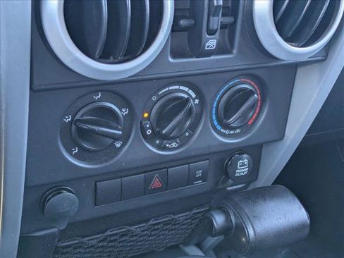 Used 2009 Jeep Wrangler Unlimited Sahara w/ Trailer Tow Group AWD/4WD image 16