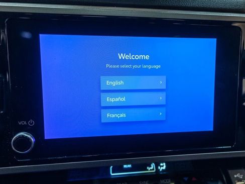 Used 2025 Toyota Sequoia SR5 image 29