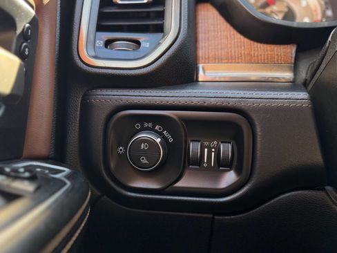 Used 2019 RAM 2500 Limited image 26