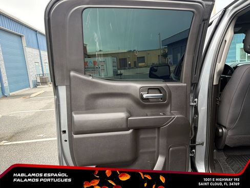 Used 2020 Chevrolet Silverado 1500 Custom w/ Custom Value Package RWD image 17