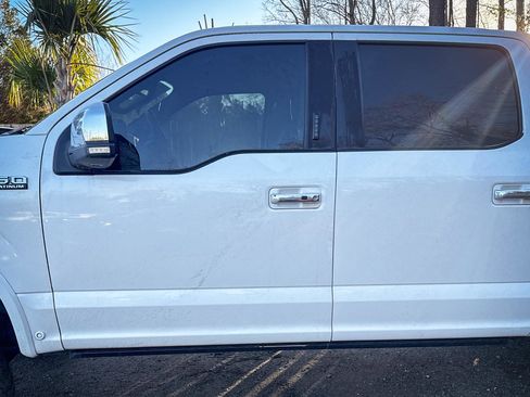 Used 2018 Ford F150 Platinum w/ Equipment Group 701A Luxury image 4