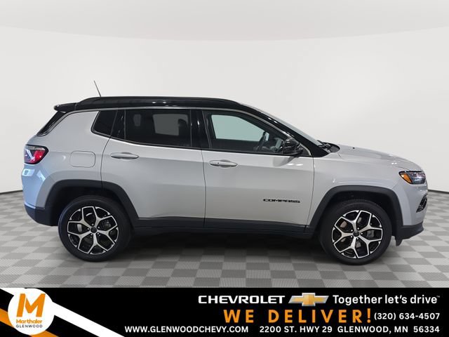Used 2025 Jeep Compass Limited AWD/4WD image 1