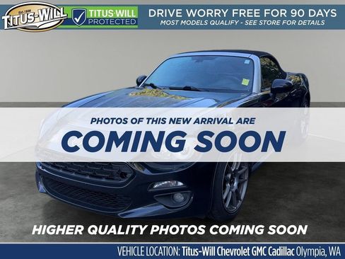 Used 2018 FIAT 124 Spider Lusso w/ Convenience Group RWD image 2