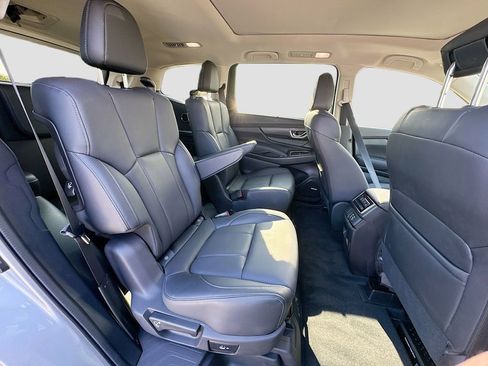 Certified 2025 Subaru Ascent Limited image 39