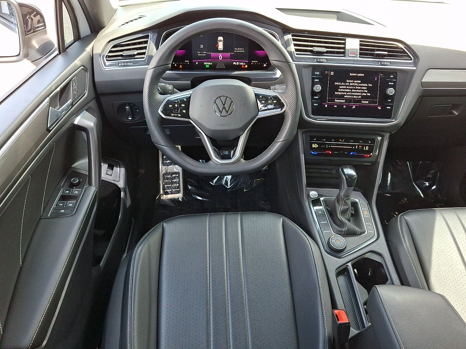 Used 2022 Volkswagen Tiguan SE R-Line AWD/4WD image 11