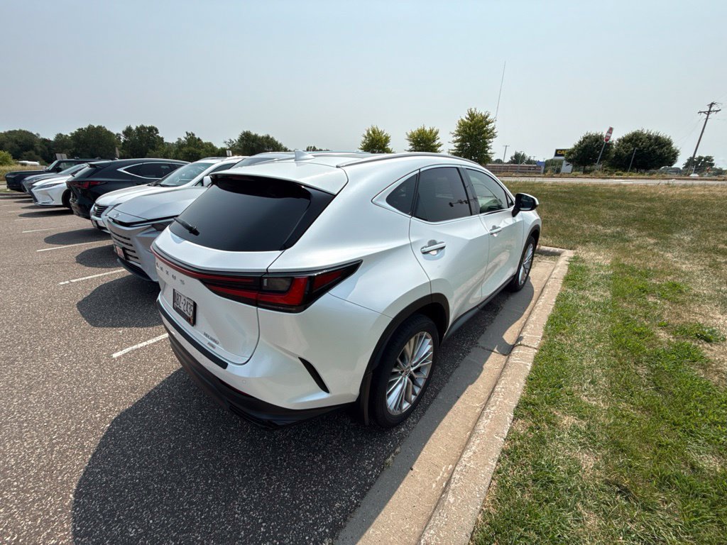 Used 2024 Lexus NX 350 AWD w/ Vision Package image 4