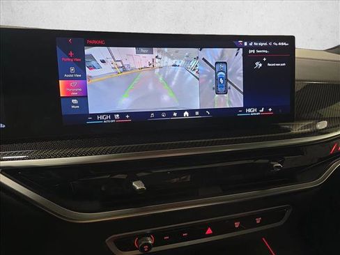 Used 2026 BMW X7 M60i image 25