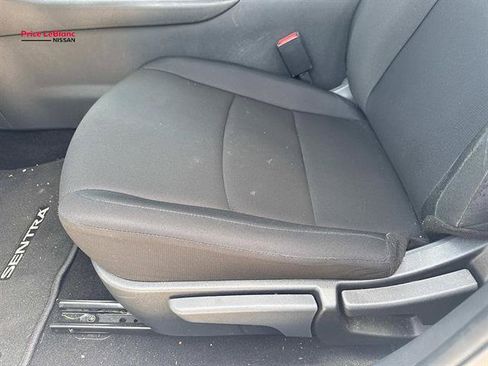 Used 2025 Nissan Sentra S FWD image 15