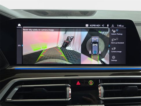 Used 2023 BMW X5 xDrive45e image 25