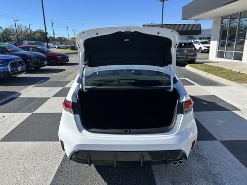 Used 2024 Toyota Corolla SE image 5