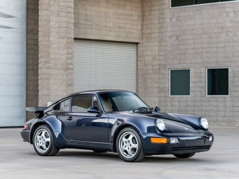 Used 1992 Porsche 911 Turbo RWD image 2
