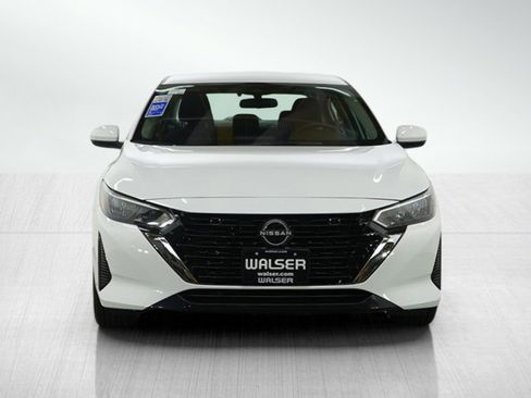 Used 2024 Nissan Sentra S image 8