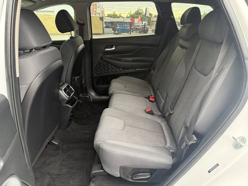 Used 2019 Hyundai Santa Fe SEL FWD image 11
