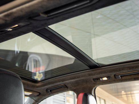 Certified 2018 Porsche Cayenne Turbo image 25