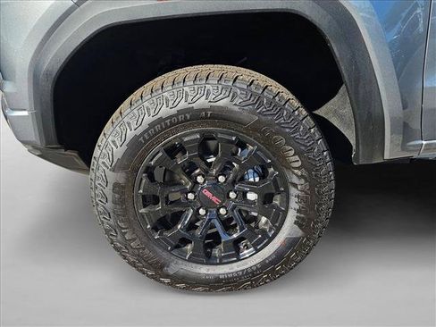 New 2026 GMC Canyon Elevation w/ Technology Package AWD/4WD image 10