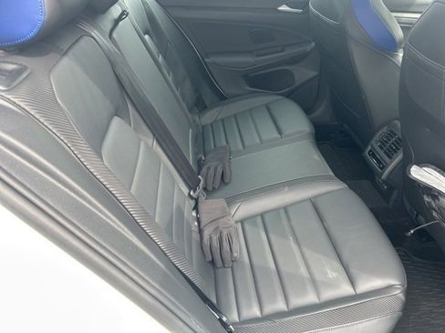 Used 2024 Volkswagen Golf R image 6