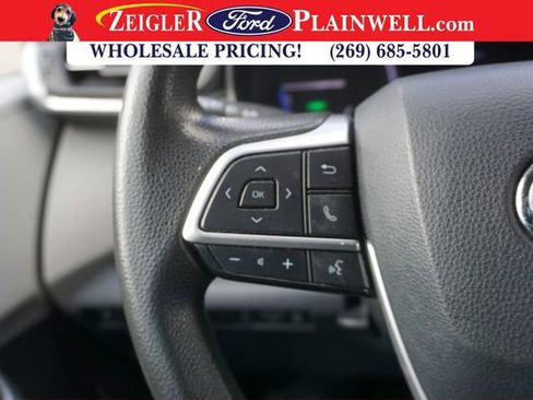 Used 2021 Toyota Sienna LE image 20