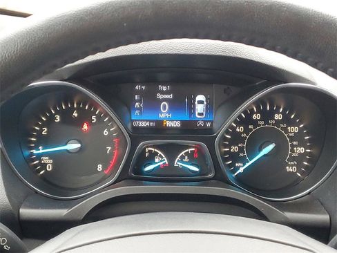 Used 2019 Ford Escape Titanium image 15