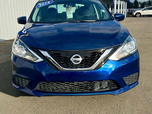 Used 2018 Nissan Sentra SV image 2