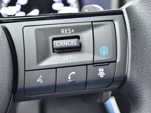 Used 2023 Nissan Rogue SV AWD/4WD image 22