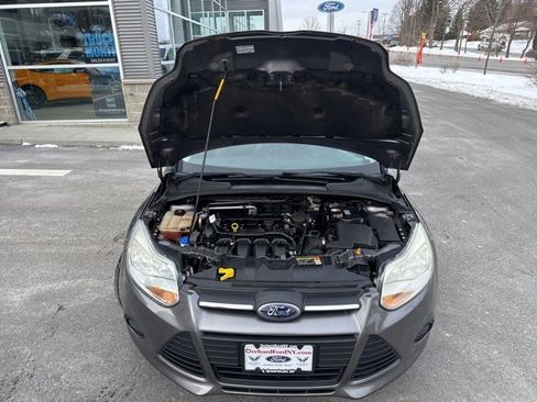 Used 2014 Ford Focus SE image 16