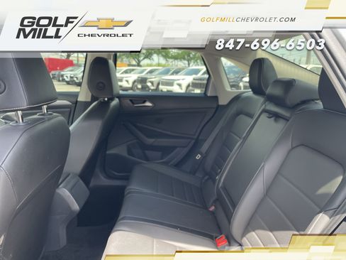 Used 2024 Volkswagen Jetta SE FWD image 26