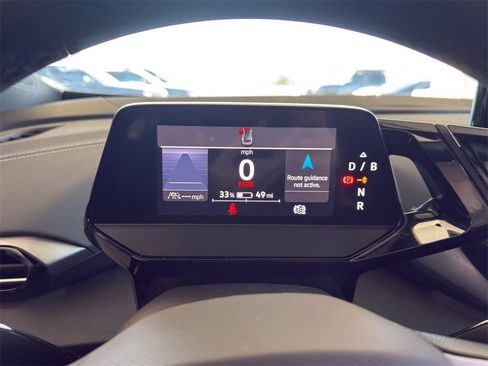 Used 2023 Volkswagen ID.4 Pro image 14