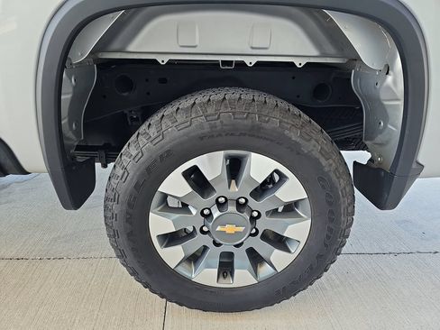Certified 2023 Chevrolet Silverado 2500 Custom w/ Custom Value Package AWD/4WD image 36