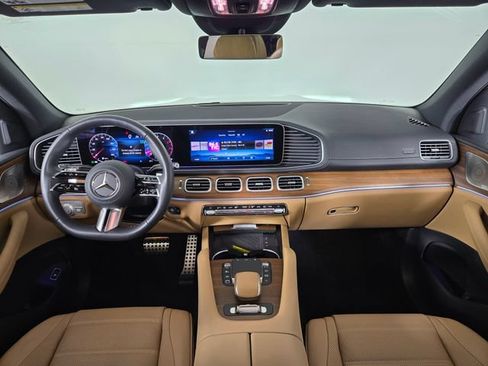 Certified 2026 Mercedes-Benz GLS 450 4MATIC image 22