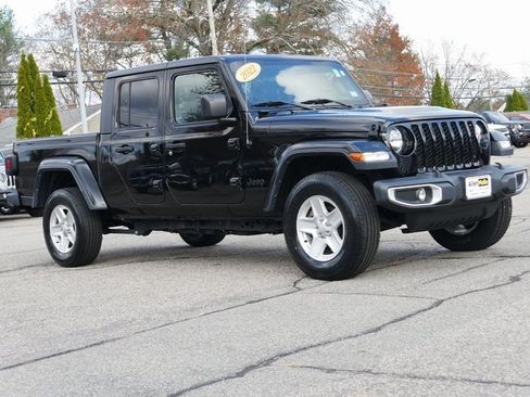 Used 2022 Jeep Gladiator Sport image 8