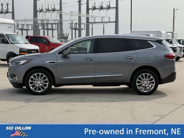 Certified 2021 Buick Enclave Premium w/ Sun and Sites Package AWD/4WD image 9